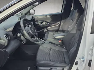 Toyota Yaris 1.5 VVT-i HSD Premium