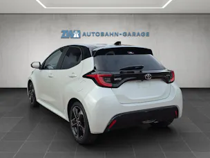 Toyota Yaris 1.5 VVT-i HSD Premium