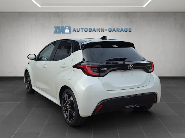 Toyota Yaris 1.5 VVT-i HSD Premium