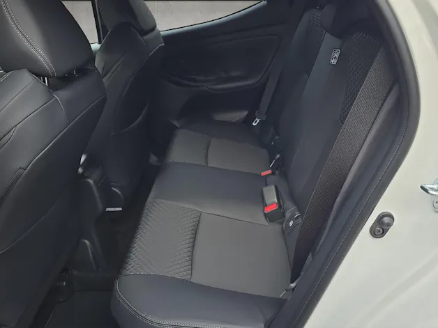 Toyota Yaris 1.5 VVT-i HSD Premium