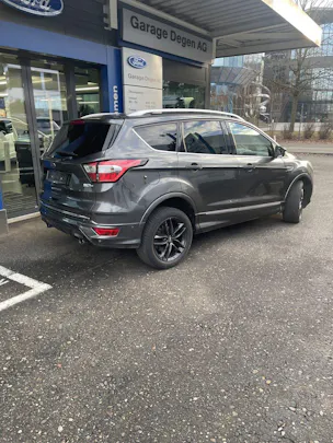 Ford Kuga 2.0 TDCi 180 Vignale FPS