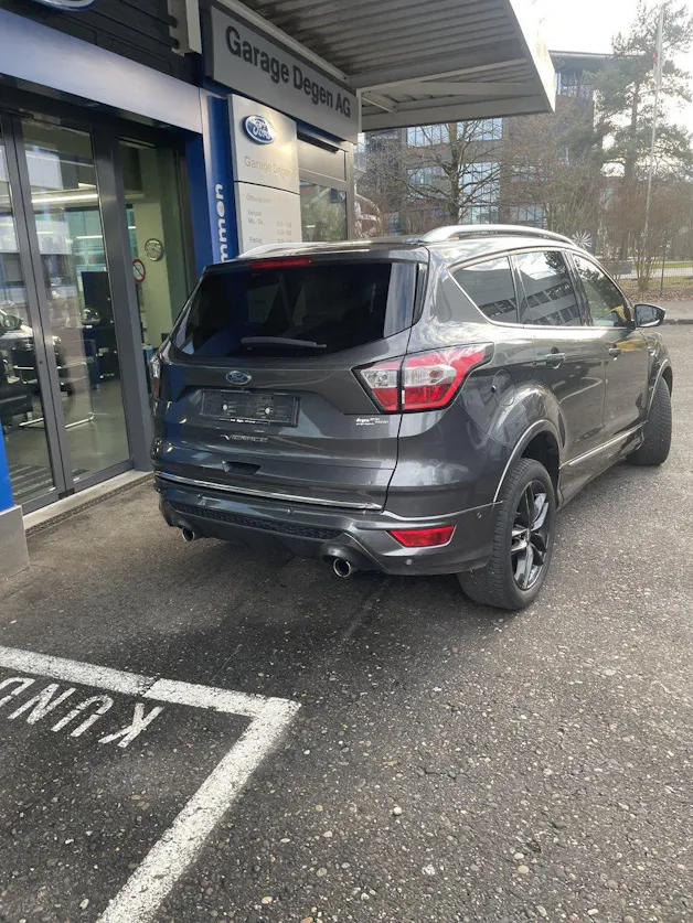Ford Kuga 2.0 TDCi 180 Vignale FPS