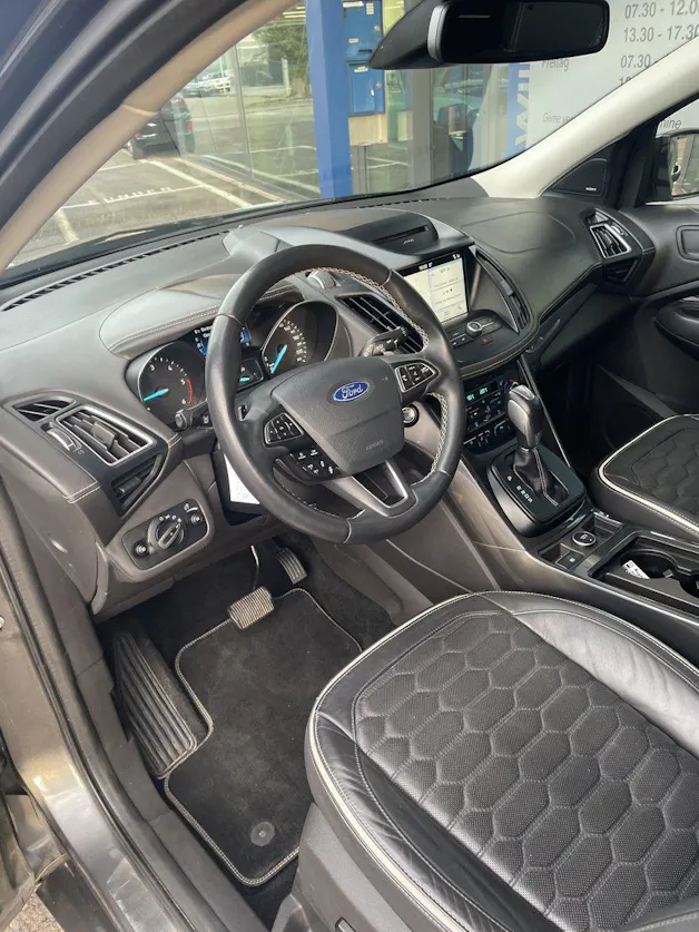 Ford Kuga 2.0 TDCi 180 Vignale FPS
