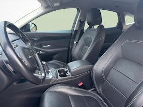 Vehicle image JAGUAR E-Pace 2.0 T 250 R-Dynamic HSE AWD
