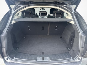 Vehicle image JAGUAR E-Pace 2.0 T 250 R-Dynamic HSE AWD