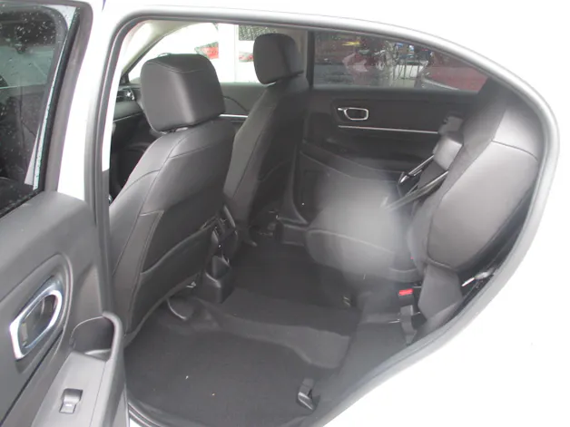 Honda HR-V 1.5 i-MMD Advance Hybrid - mit Aktionsleasing 1.9% und 8 Jahren Garantie!