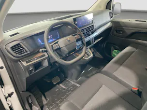 Peugeot e-Expert Plattform Standard 50 kWh 136 PS Brücke