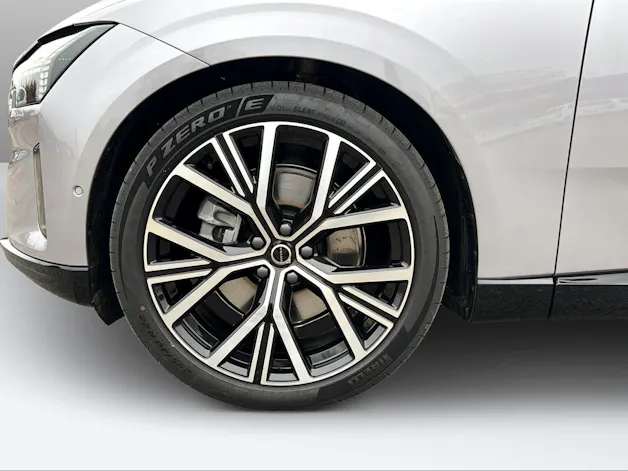 Volvo ES90 Ultra