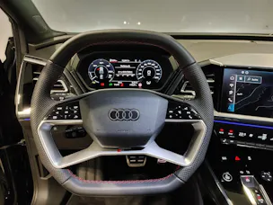 Audi Q4 e-tron 45 Edition Swiss Ski quattro