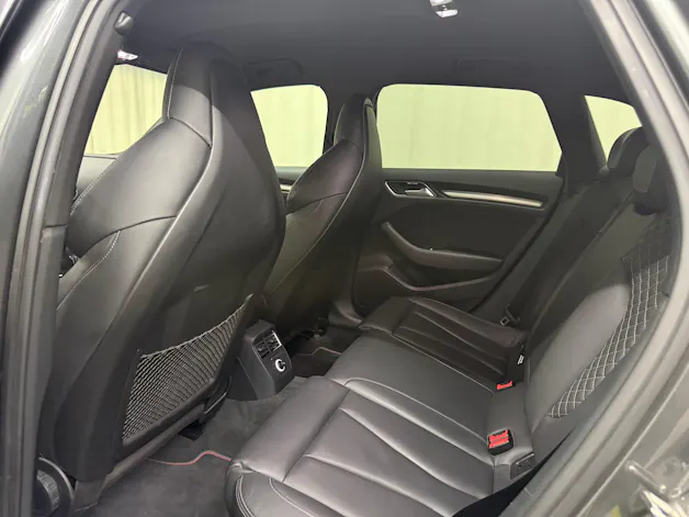 Audi S3 Sportback 2.0 TFSI quattro S-tronic