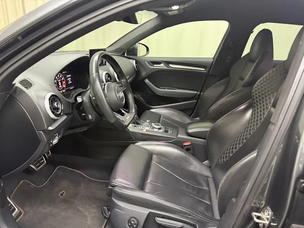 Audi S3 Sportback 2.0 TFSI quattro S-tronic