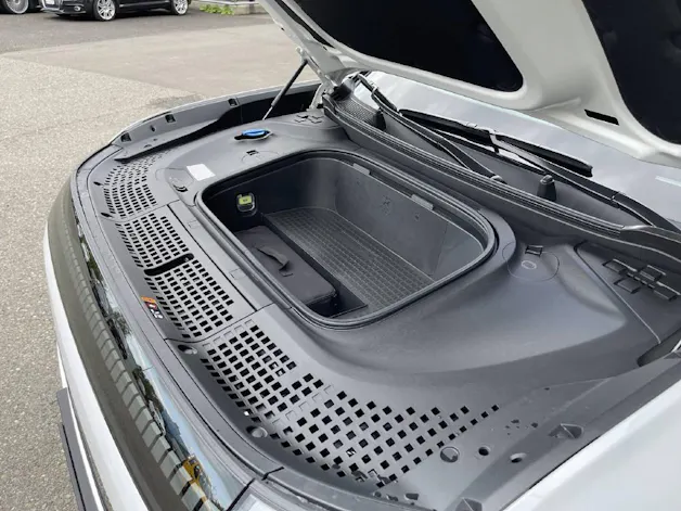 Hyundai Ioniq 9 Calligraphy 4WD
