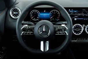 Mercedes-Benz GLA 200 Night Star 7G-DCT