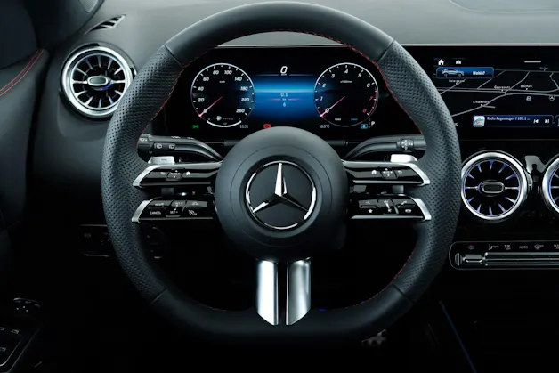 Mercedes-Benz GLA 200 Night Star 7G-DCT