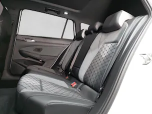 VW Golf Variant 1.5 eTSI mHEV R-Line