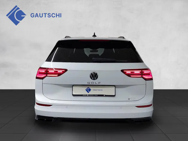 VW Golf Variant 1.5 eTSI mHEV R-Line