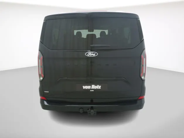 Ford Tourneo Custom L2 2.5 Plug-in-Hybrid Titanium X