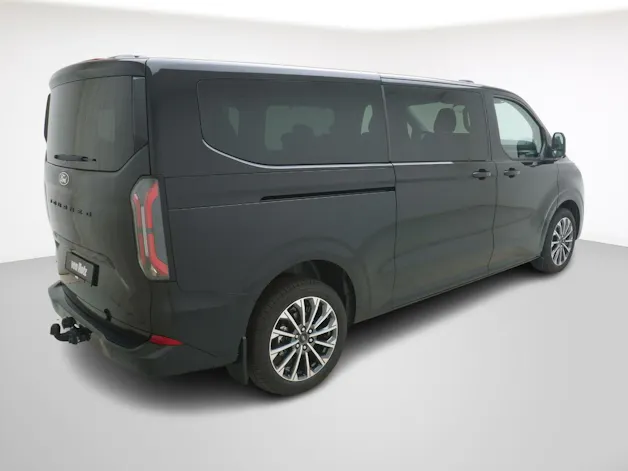 Ford Tourneo Custom L2 2.5 Plug-in-Hybrid Titanium X