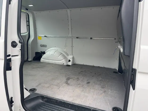 VW T6.1 Kaw. 3000 2.0 TDI 110