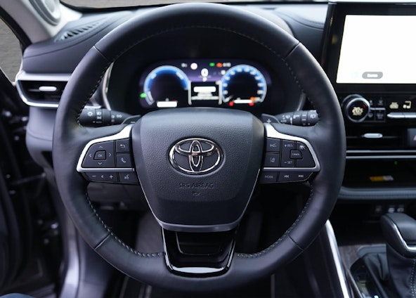 Vehicle image 8 Vehicle image 8