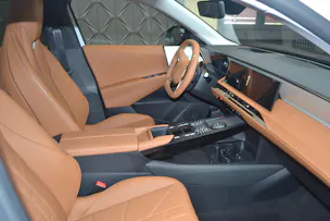 DS Automobiles No8 E-Tense Étoile 4x4