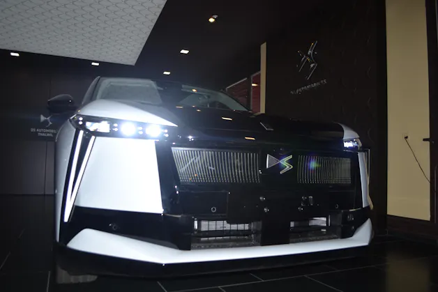 DS Automobiles No8 E-Tense Étoile 4x4