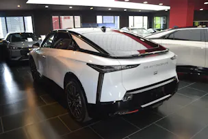 DS Automobiles No8 E-Tense Étoile 4x4