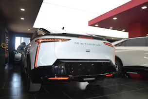 DS Automobiles No8 E-Tense Étoile 4x4