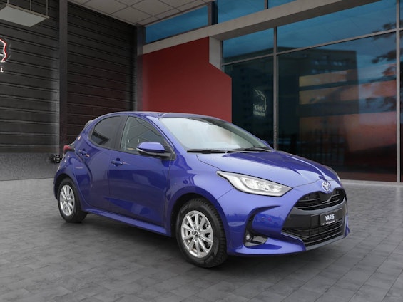 Vehicle image 4 Vehicle image 4