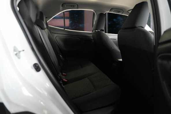 Vehicle image 6 Vehicle image 6