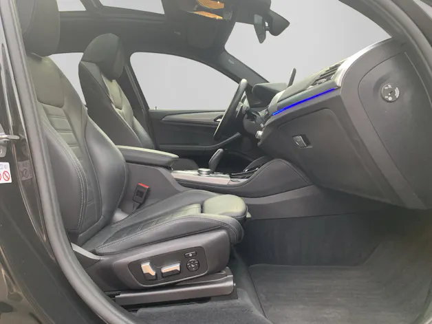 BMW X4 M40i