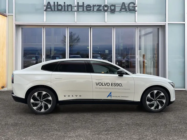 Volvo ES90 Ultra