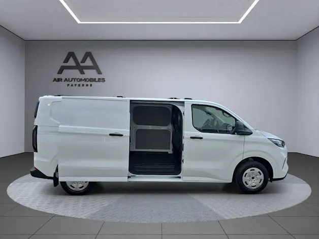 FORD Transit C van 320 L1 2.0 EcoBlue 136 Trend