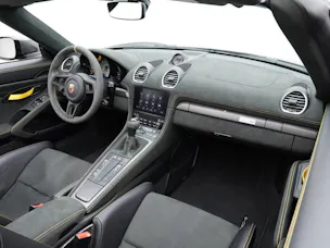 Porsche 718 Spyder RS