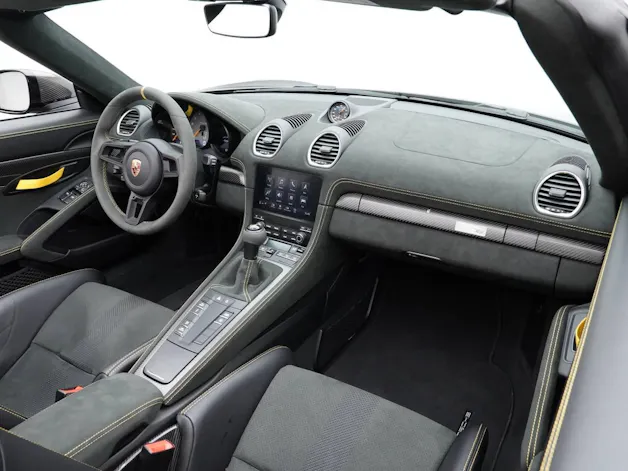 Porsche 718 Spyder RS