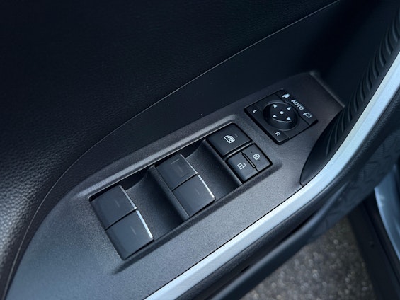 First vehicle image First vehicle image