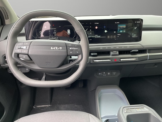 Vehicle image 6 Vehicle image 6