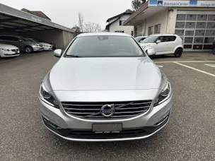 Volvo V60 2.4 D4 Summum AWD