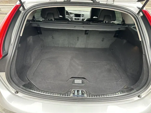 Volvo V60 2.4 D4 Summum AWD