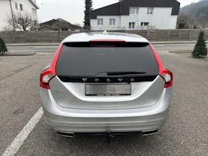 Volvo V60 2.4 D4 Summum AWD