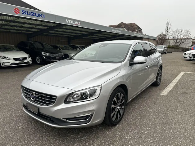 Volvo V60 2.4 D4 Summum AWD