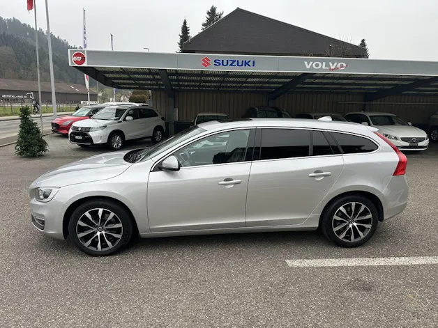 Volvo V60 2.4 D4 Summum AWD