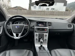 Volvo V60 2.4 D4 Summum AWD