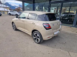 Suzuki Swift 1.2 Sakura Top Hybrid 4x4
