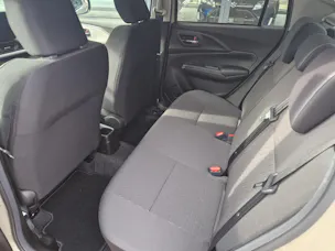 Suzuki Swift 1.2 Sakura Top Hybrid 4x4