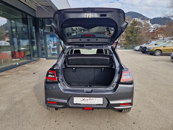 Vehicle image 10 Vehicle image 10