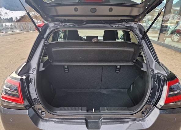 Vehicle image 11 Vehicle image 11