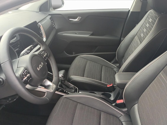 Vehicle image 4 Vehicle image 4