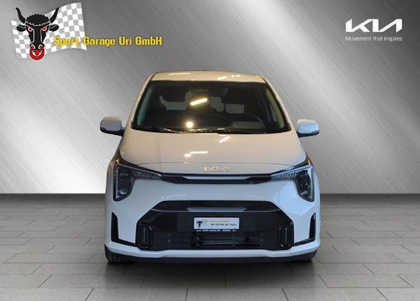 First vehicle image First vehicle image