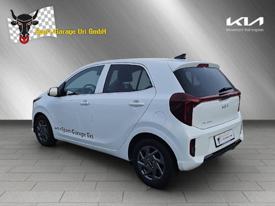 Vehicle image 3 Vehicle image 3